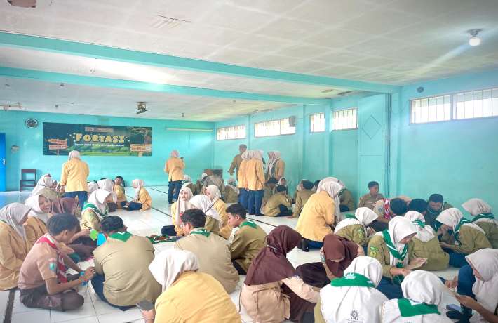 Membangun Kreativitas dan Menggali Potensi di Hari Keempat MPLS SMEDAKA